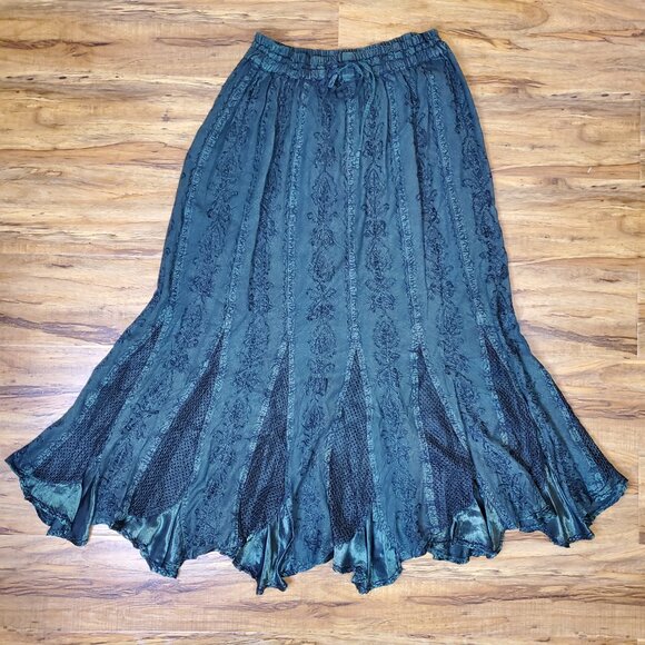 Braja Embroidered Maxi Flowy Scalloped Skirt Size M/L/XL One Size Fits Most - Picture 3 of 11